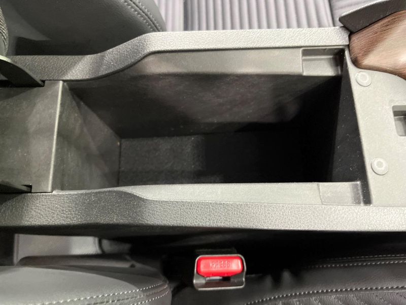 2022 Nissan Aura 6AA-FE13 (UW-6a8fa9c149c5f)[25]