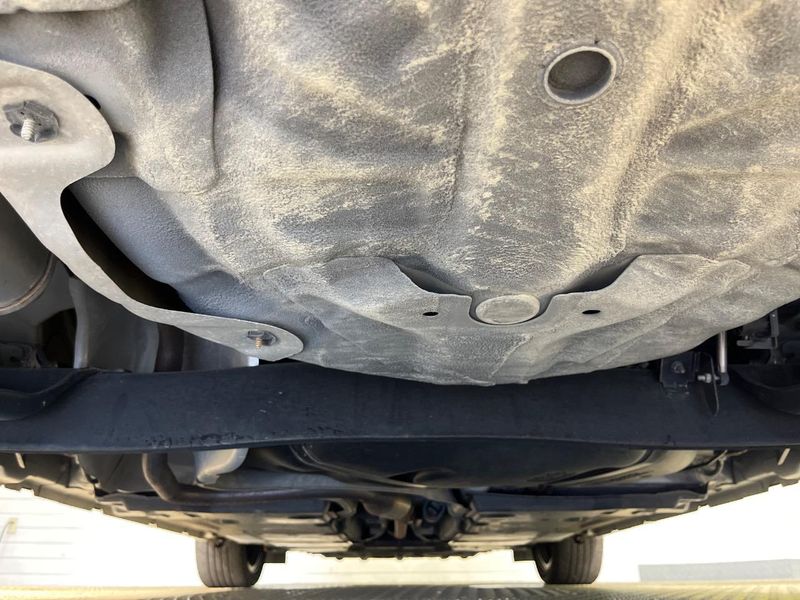 2022 Nissan Aura 6AA-FE13 (UW-6a8fa9c15568a)[11]