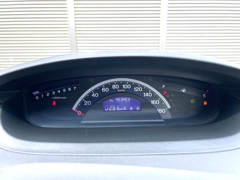 2014 Honda Freed Spike DBA-GB3 (UW-6a8fa9caf38d0)[25]