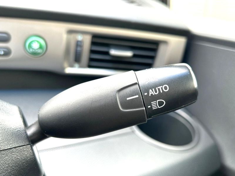 2014 Honda Freed Spike DBA-GB3 (UW-6a8fa9caf38d0)[24]