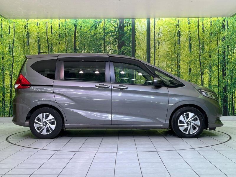 2022 Honda Freed hybrid 6AA-GB7 (UW-6a8fa9cf87366)[7]