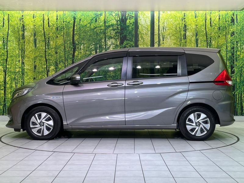 2022 Honda Freed hybrid 6AA-GB7 (UW-6a8fa9cf87366)[11]