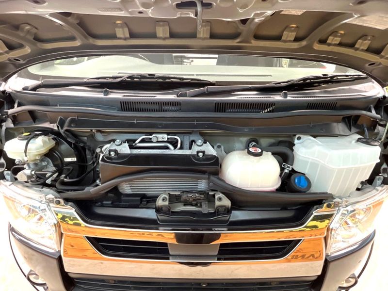 2021 Toyota Hiace Van QDF-GDH206V (UW-6a8fa9d375c09)[4]