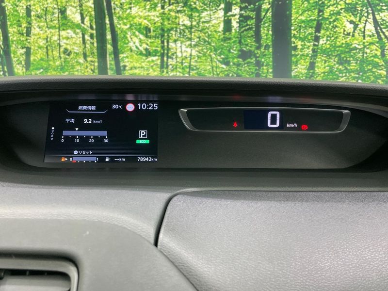 2019 Nissan Serena DAA-GFC27 (UW-6a8fa9e211022)[29]