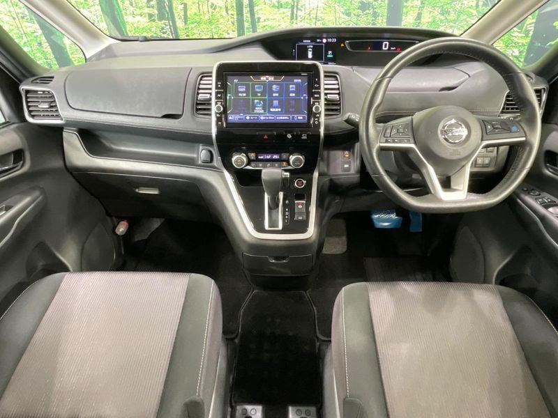 2019 Nissan Serena DAA-GFC27 (UW-6a8fa9e211022)[24]