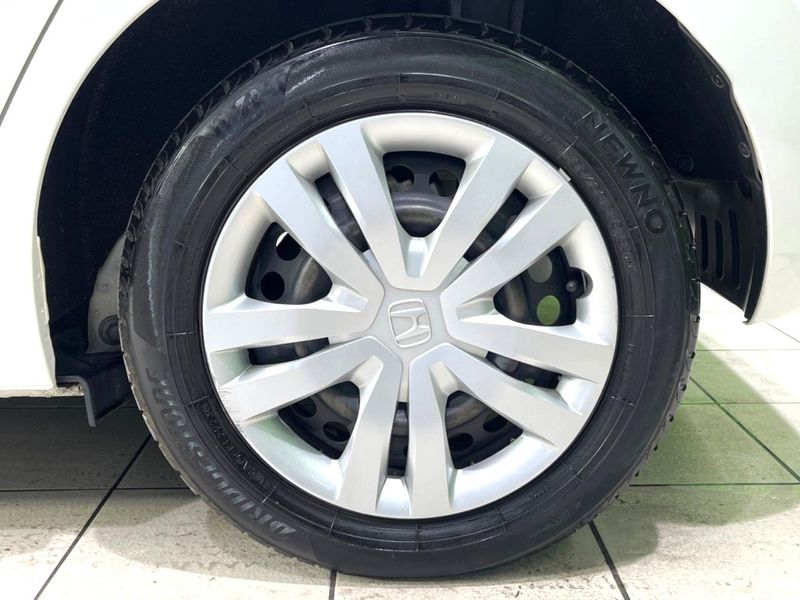 2020 Honda Fit 6AA-GR3 (UW-6a8fa9f8f3b4b)[12]