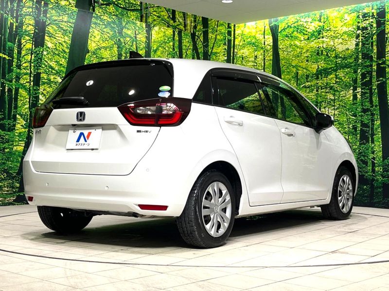 2020 Honda Fit 6AA-GR3 (UW-6a8fa9f8f3b4b)[24]