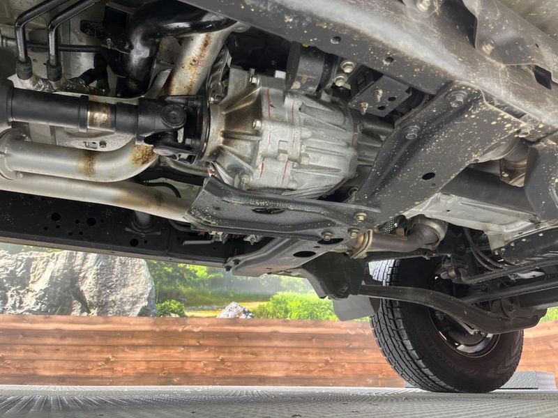 2014 Toyota Land Cruiser 70 CBF-GRJ76K (UW-6a8fa9fac2ef3)[19]