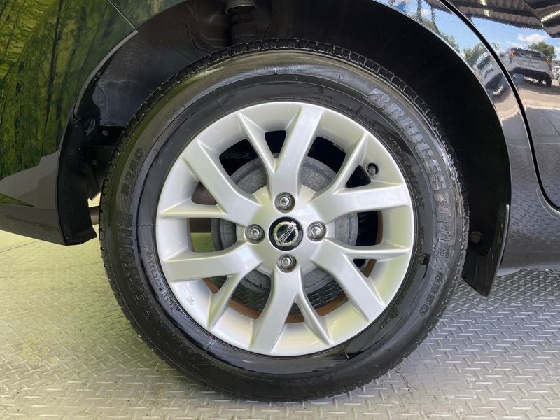 2020 Nissan Note DAA-HE12 (UW-6a8faa1af12b9)[17]