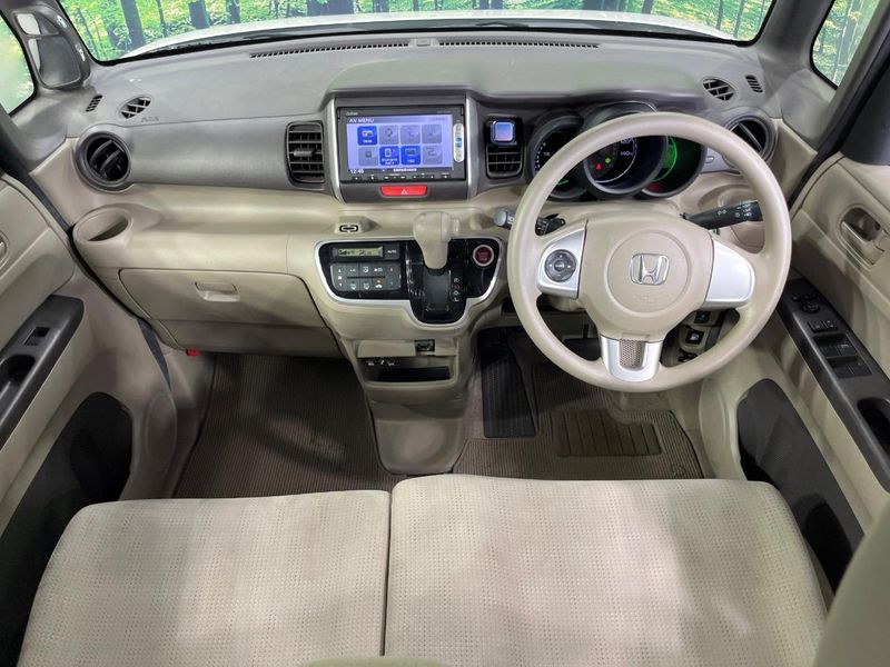 2015 Honda N-BOX DBA-JF1 (UW-6a8faa4f6582b)[24]