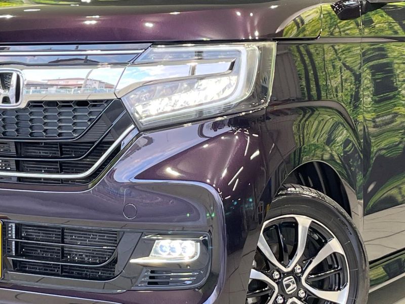 2018 Honda N-BOX CUSTOM DBA-JF3 (UW-6a8faa5b6bef9)[20]