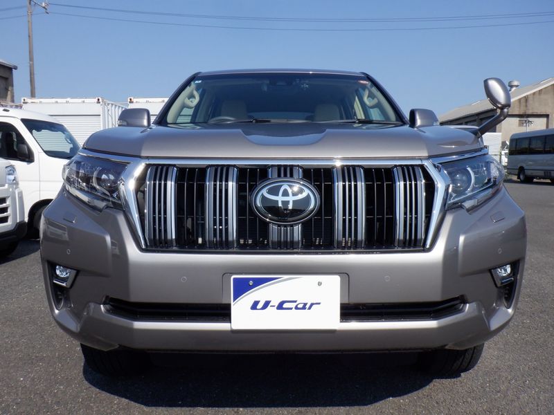 2018 Toyota Land Cruiser Prado CBA-TRJ150W (UW-mtay249100ud)[4]