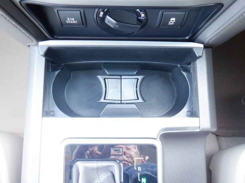 2018 Toyota Land Cruiser Prado CBA-TRJ150W (UW-mtay249100ud)[23]