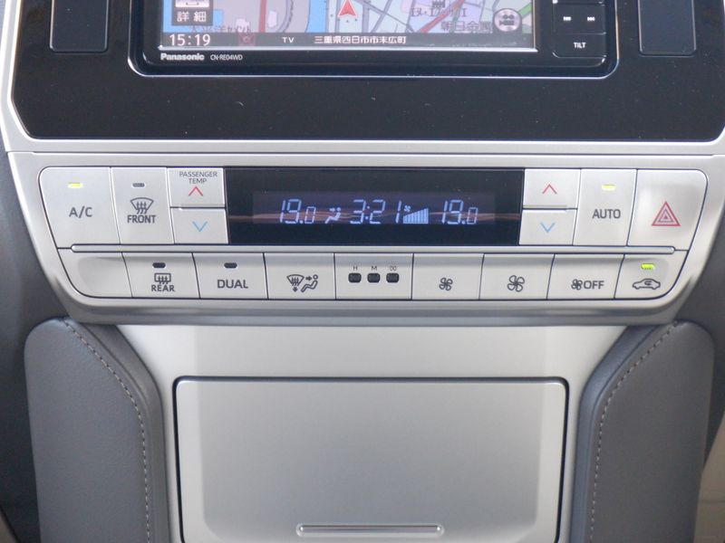 2018 Toyota Land Cruiser Prado CBA-TRJ150W (UW-mtay249100ud)[18]
