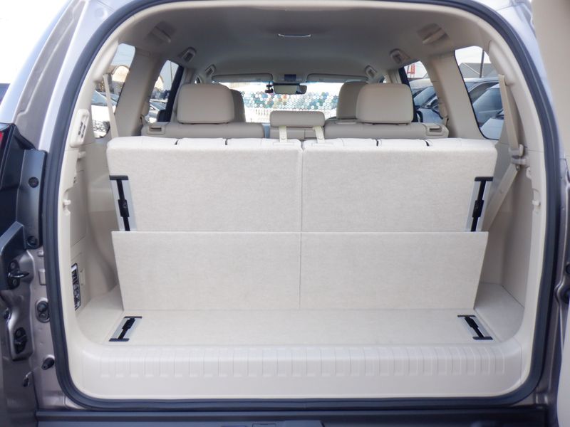 2018 Toyota Land Cruiser Prado CBA-TRJ150W (UW-mtay249100ud)[48]
