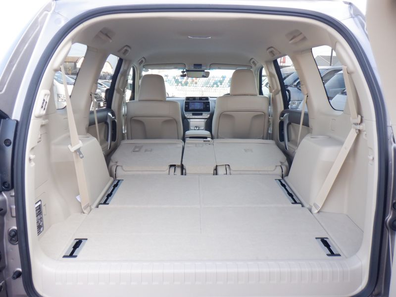 2018 Toyota Land Cruiser Prado CBA-TRJ150W (UW-mtay249100ud)[50]