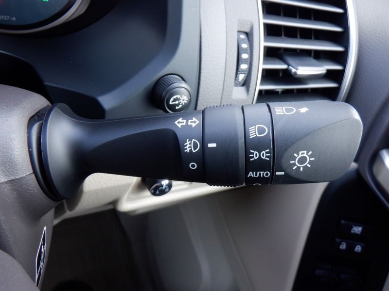 2018 Toyota Land Cruiser Prado CBA-TRJ150W (UW-mtay249100ud)[33]