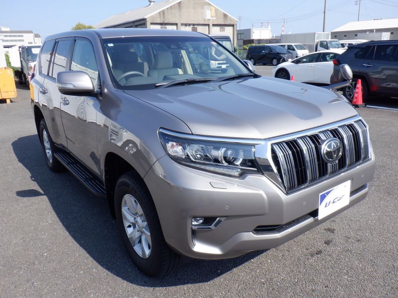 2018 Toyota Land Cruiser Prado CBA-TRJ150W (UW-mtay249100ud)[0]