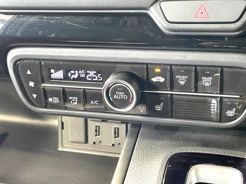 2023 Honda N-BOX CUSTOM 6BA-JF3 (UW-6a8faa733401b)[20]
