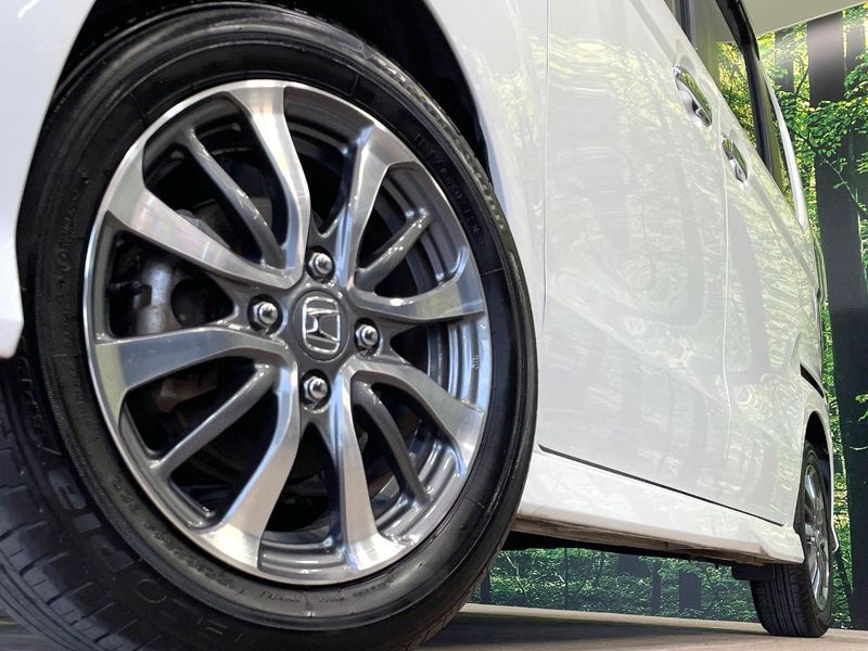 2023 Honda N-BOX CUSTOM 6BA-JF3 (UW-6a8faa733401b)[11]