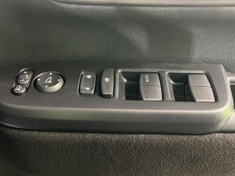 2024 Honda N-BOX CUSTOM 6BA-JF5 (UW-6a8faa842f356)[8]