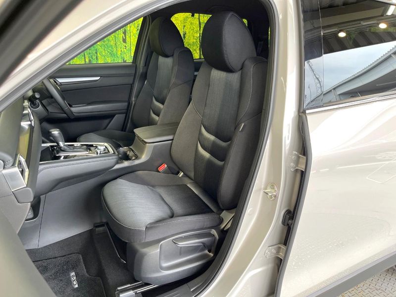 2023 Mazda CX-8 6BA-KG5P (UW-6a8faab30f17d)[22]