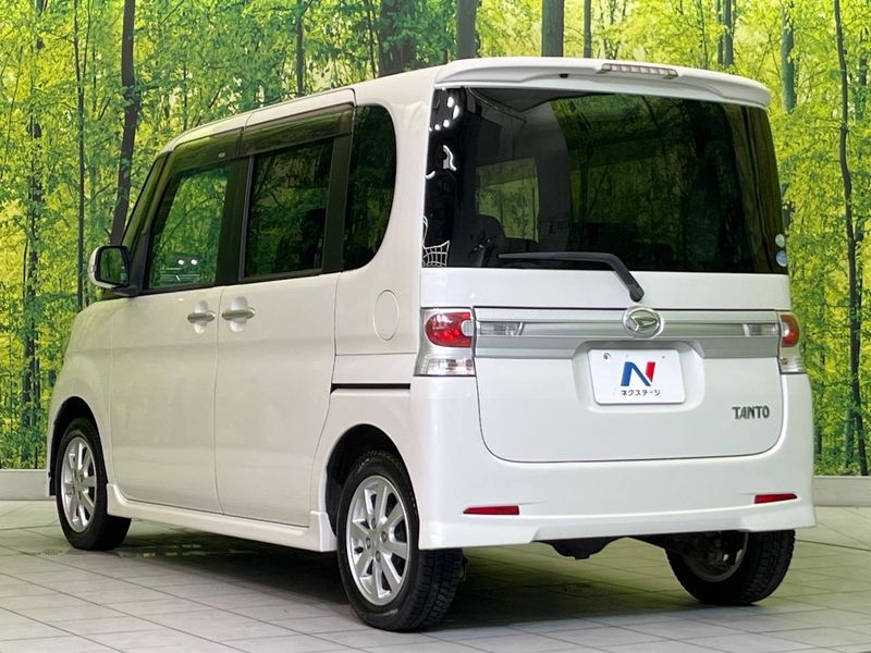 2011 Daihatsu Tanto CBA-L385S (UW-6a8faabf55d2f)[10]