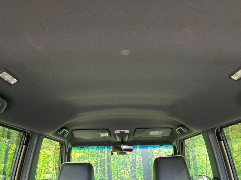 2017 Daihatsu Wake DBA-LA700S (UW-6a8faaef4a8bf)[28]