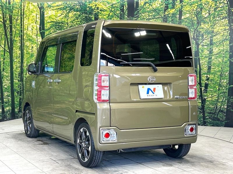 2017 Daihatsu Wake DBA-LA700S (UW-6a8faaef4a8bf)[12]