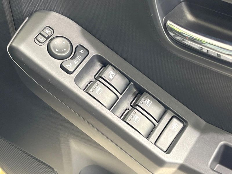 2022 Daihatsu Taft 5BA-LA900S (UW-6a8fab02da598)[7]