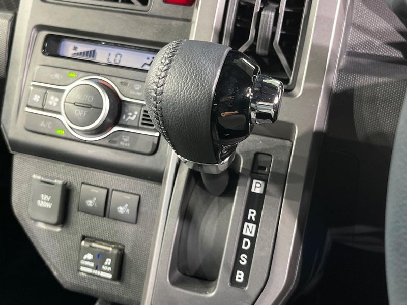 2022 Daihatsu Taft 5BA-LA900S (UW-6a8fab02deb9f)[15]
