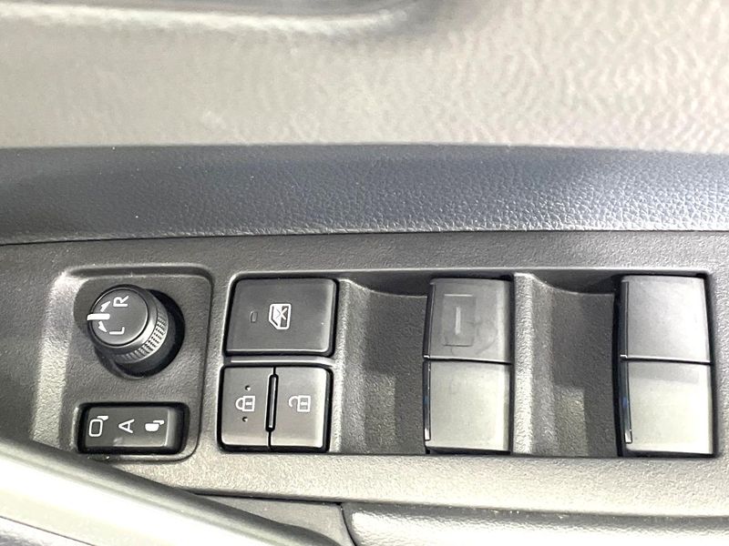 2025 Toyota Corolla Cross 4BA-MXGA10 (UW-6a8fab8c7bb75)[9]