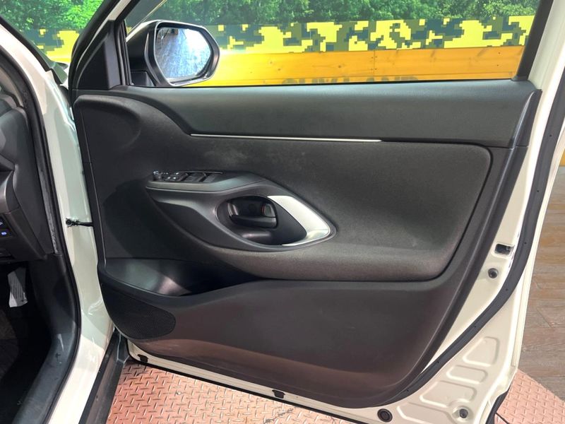 2020 Toyota Yaris Cross 6AA-MXPJ10 (UW-6a8fab971afc3)[15]