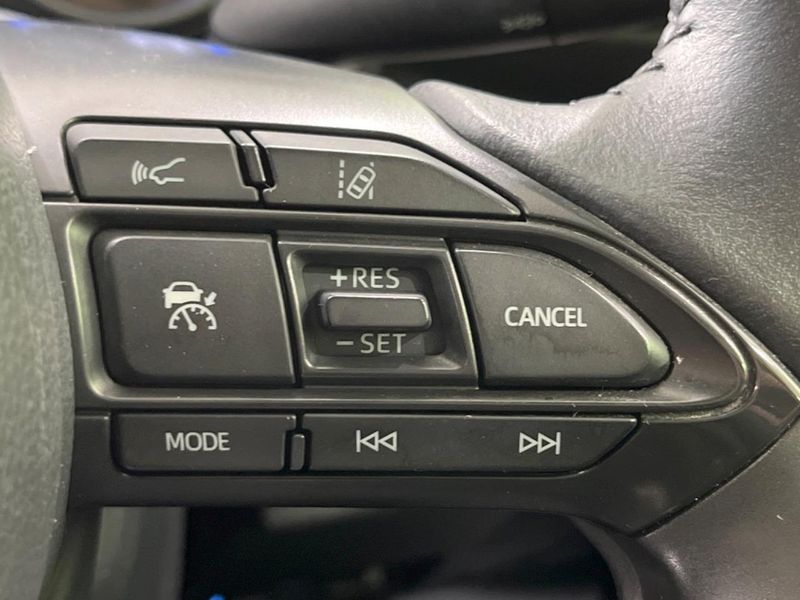 2021 Toyota Yaris Cross 6AA-MXPJ10 (UW-6a8fab97490a7)[23]