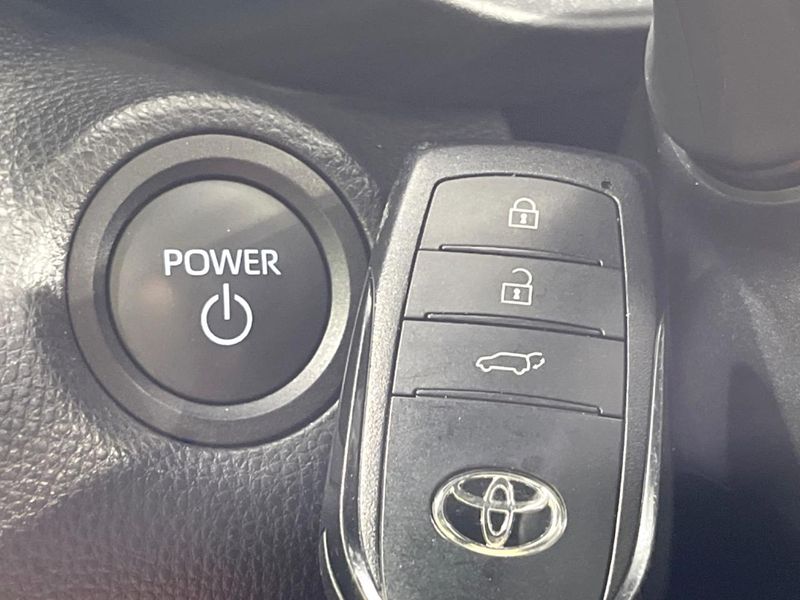 2024 Toyota Yaris Cross 6AA-MXPJ10 (UW-6a8fab9ca99d0)[27]