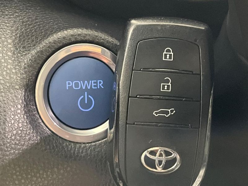 2023 Toyota Yaris Cross 6AA-MXPJ15 (UW-6a8faba00de5c)[5]