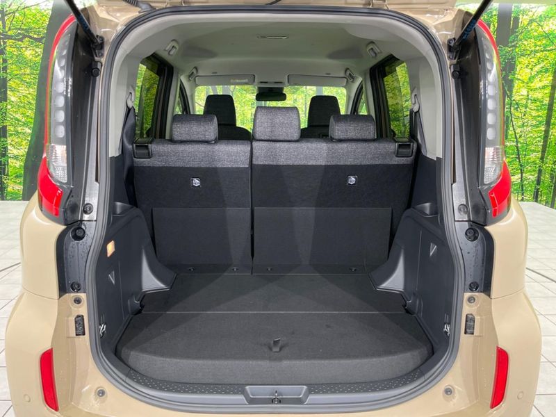 2024 Toyota Sienta 6AA-MXPL15G (UW-6a8fabb03411d)[4]