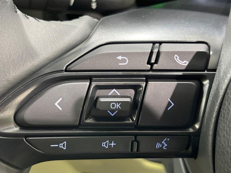 2024 Toyota Sienta 6AA-MXPL15G (UW-6a8fabb03411d)[28]