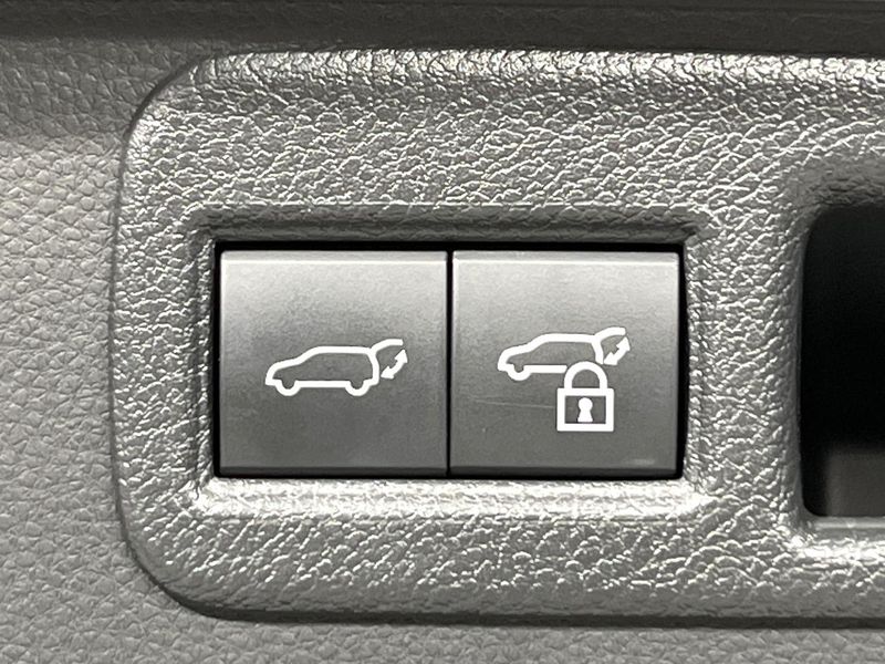 2021 Toyota Harrier 6BA-MXUA80 (UW-6a8fabb3044c7)[14]