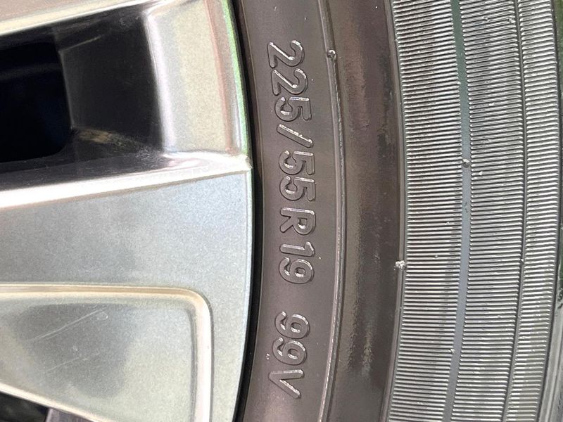 2021 Toyota Harrier 6BA-MXUA80 (UW-6a8fabb471259)[25]