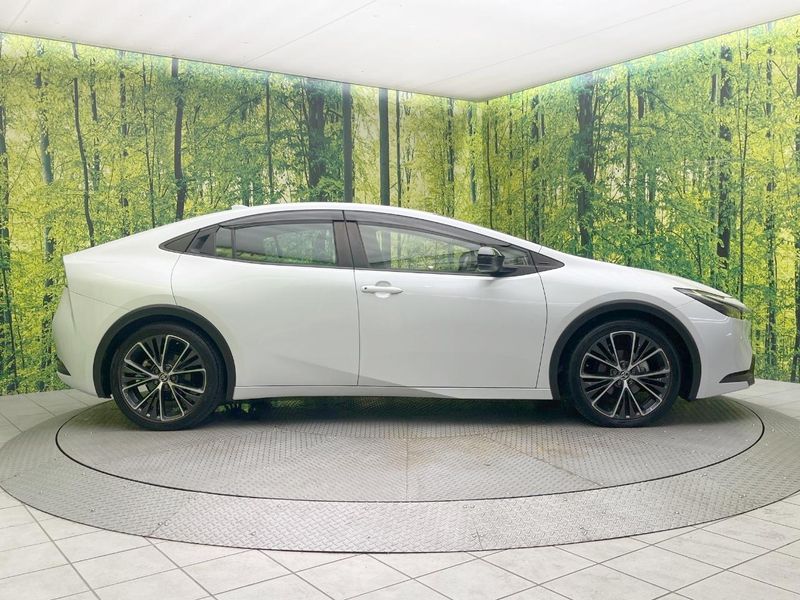 2023 Toyota Prius 6AA-MXWH60 (UW-6a8fabc056f5d)[11]