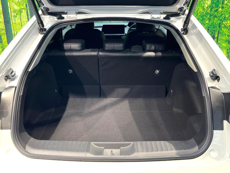 2023 Toyota Prius 6AA-MXWH65 (UW-6a8fabc67fb23)[18]