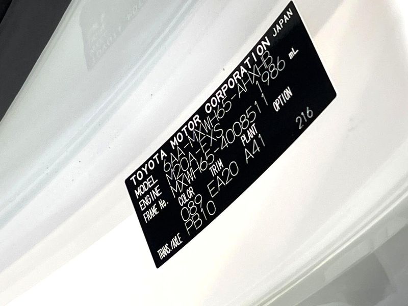 2023 Toyota Prius 6AA-MXWH65 (UW-6a8fabc67fb23)[1]