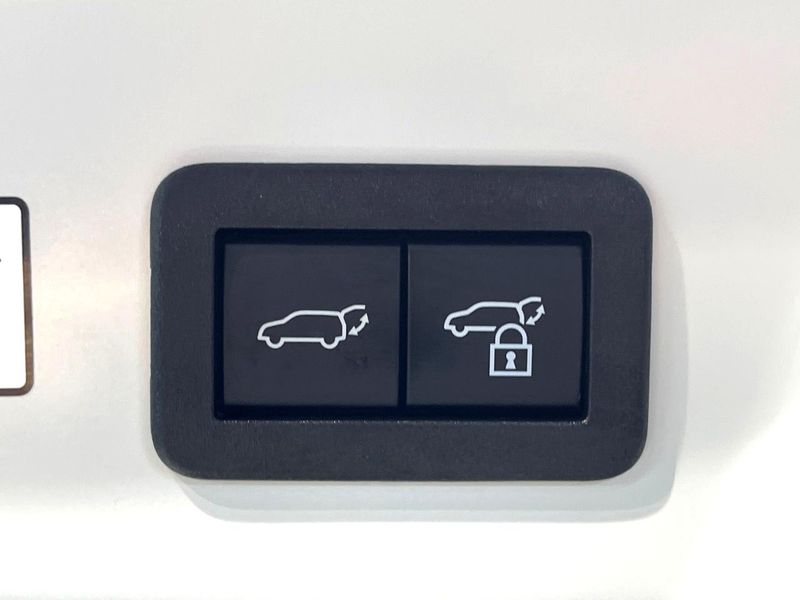 2023 Toyota Prius 6AA-MXWH65 (UW-6a8fabc67fb23)[21]