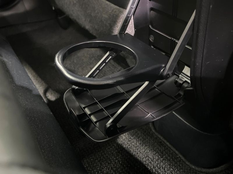 2013 Toyota Aqua DAA-NHP10 (UW-6a8fabd9b6ca8)[18]