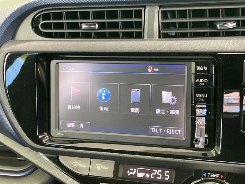2016 Toyota Aqua DAA-NHP10 (UW-6a8fabdc50122)[7]