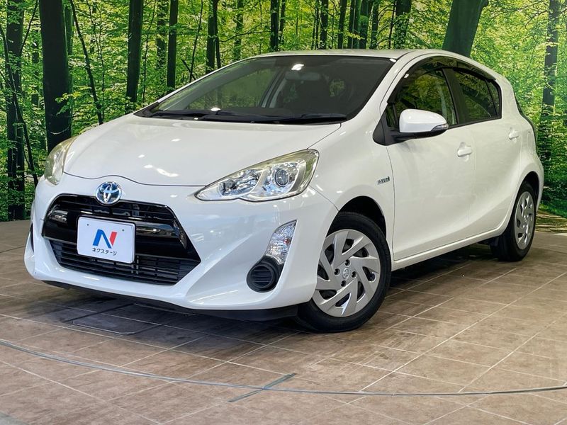 2016 Toyota Aqua DAA-NHP10 (UW-6a8fabdc50122)[0]