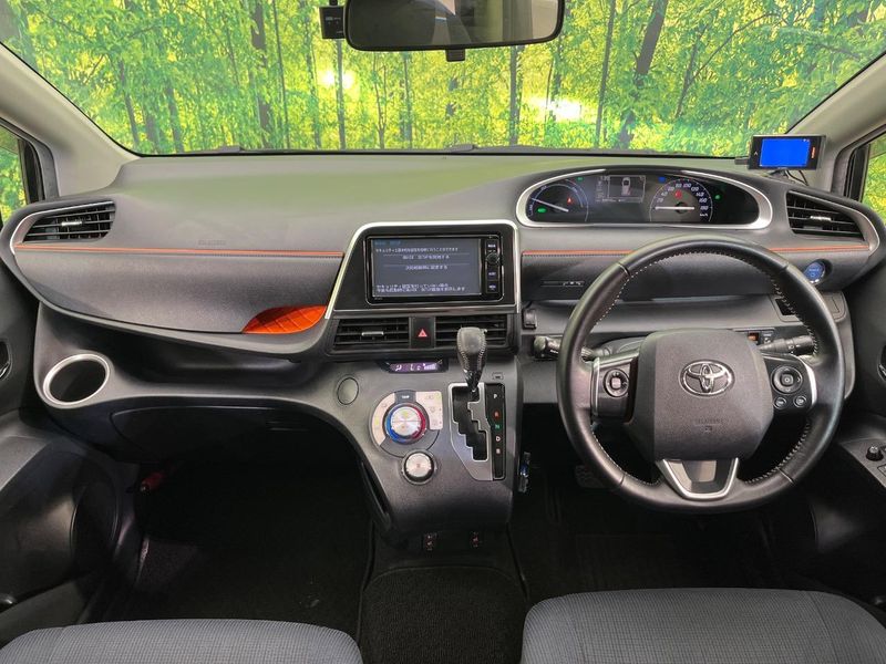 2016 Toyota Sienta DAA-NHP170G (UW-6a8fabe8e5978)[28]