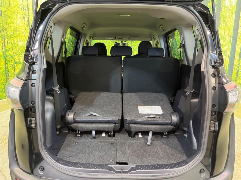 2016 Toyota Sienta DAA-NHP170G (UW-6a8fabe8e5978)[14]