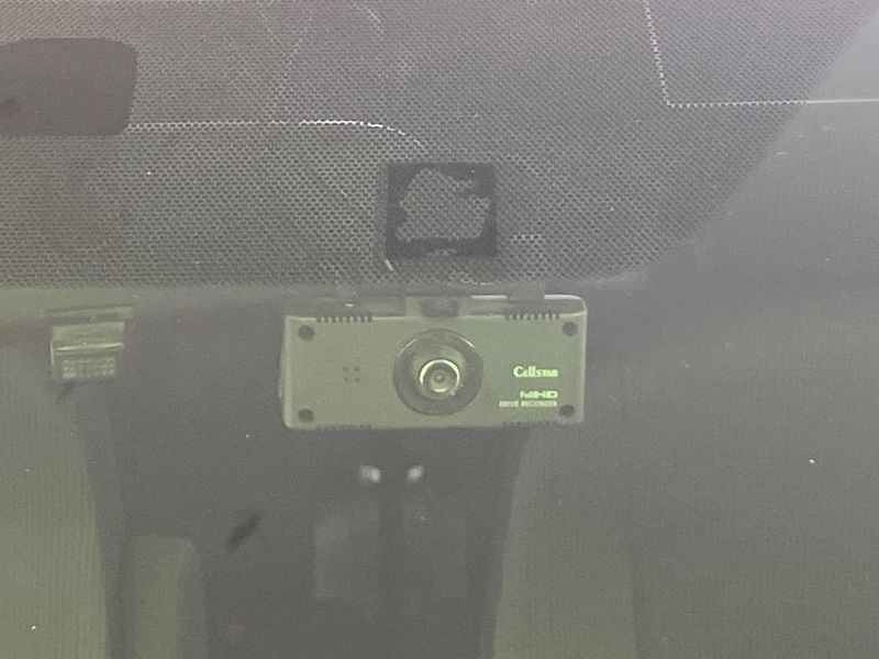 2016 Toyota Sienta DAA-NHP170G (UW-6a8fabe8e5978)[22]